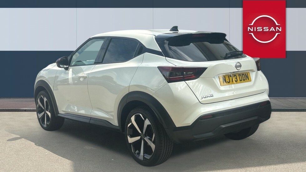 Nissan Juke Tekna White #2