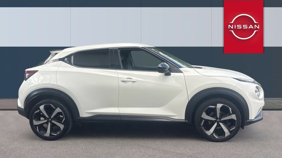 Nissan Juke Tekna White #5
