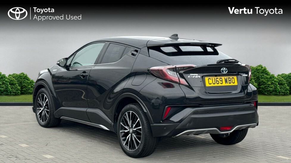 Toyota C-Hr Excel Black #4