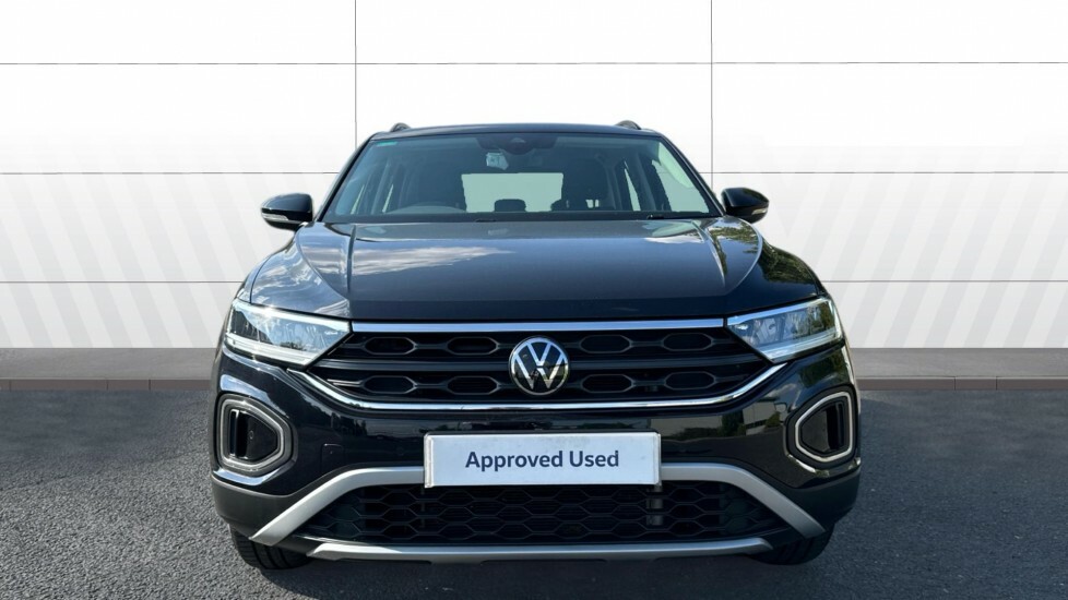 Volkswagen T-Roc Life FG73WFV Black #3