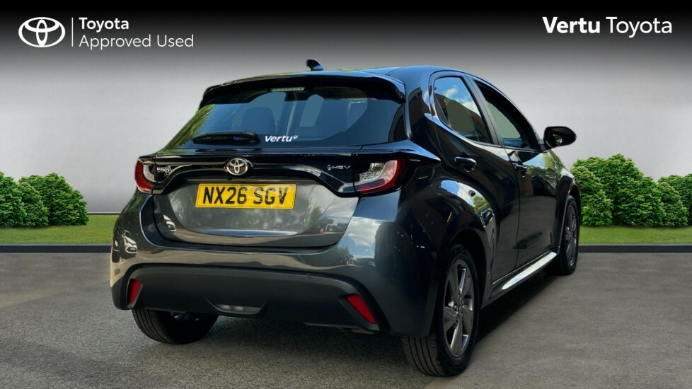 Toyota Yaris Icon Grey #2