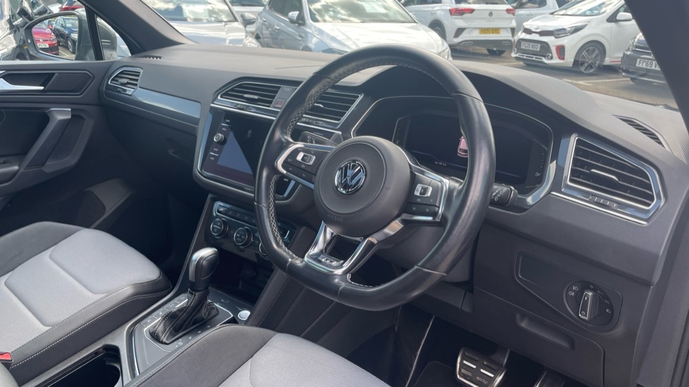 Volkswagen Tiguan R-line Tech Grey #6