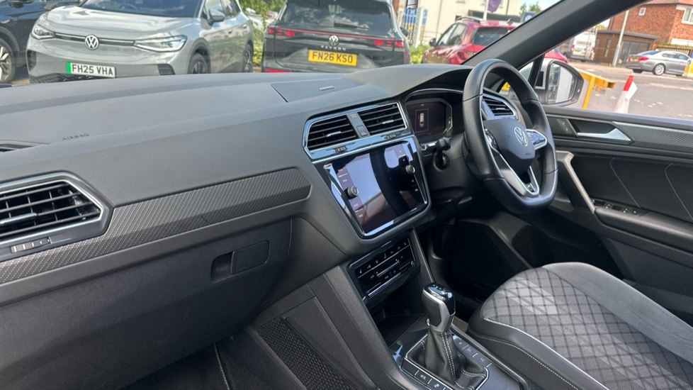 Volkswagen Tiguan R-line RK23PWF Silver #2