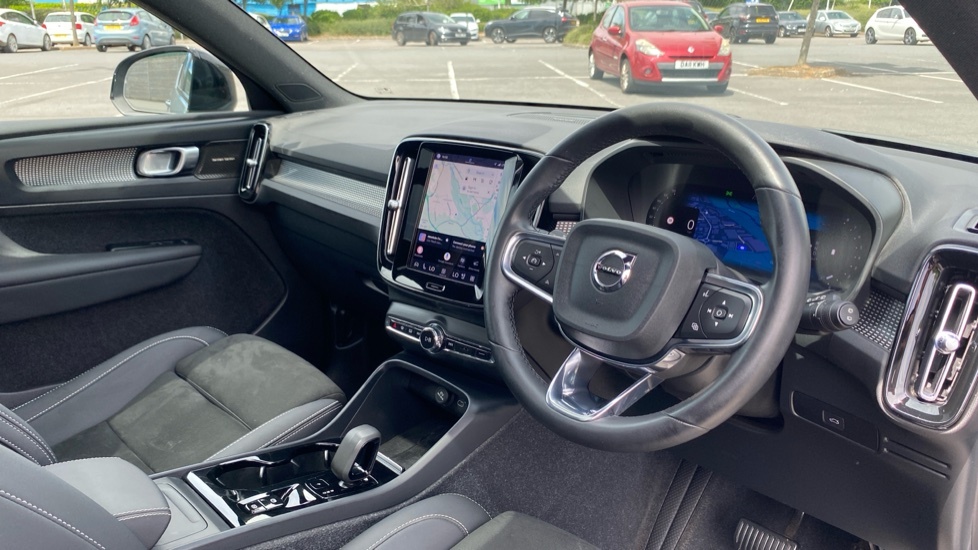 Volvo XC40 Ultimate Grey #4