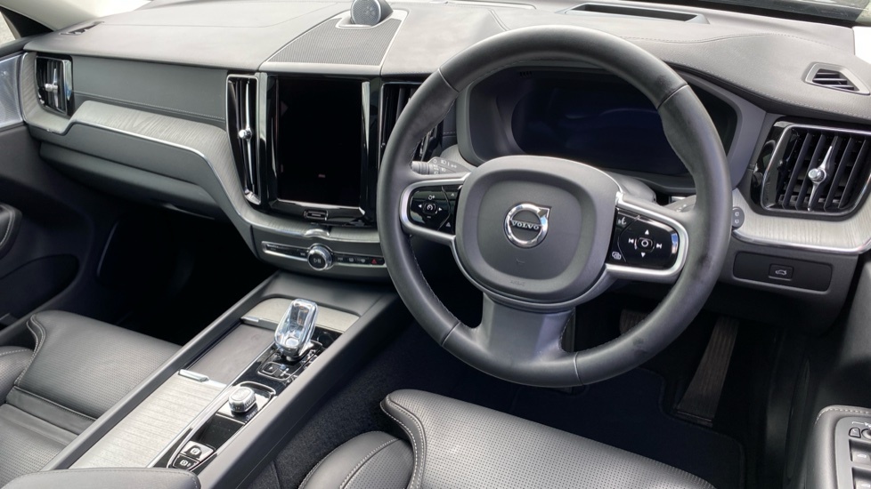 Volvo XC60 Ultra Grey #4