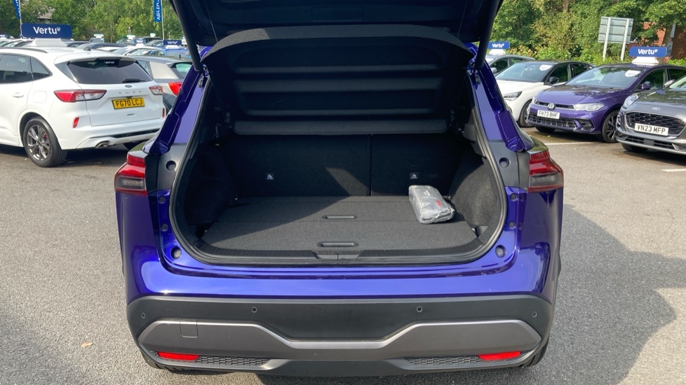 Nissan Qashqai Tekna Blue #4