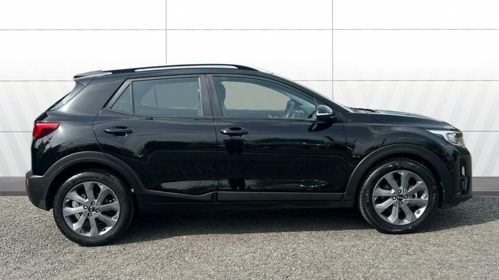 Kia Stonic 2 RO68AZG Black #5