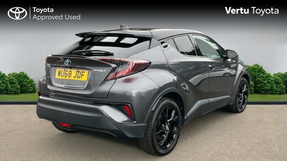 Toyota C-Hr Dynamic Grey #2