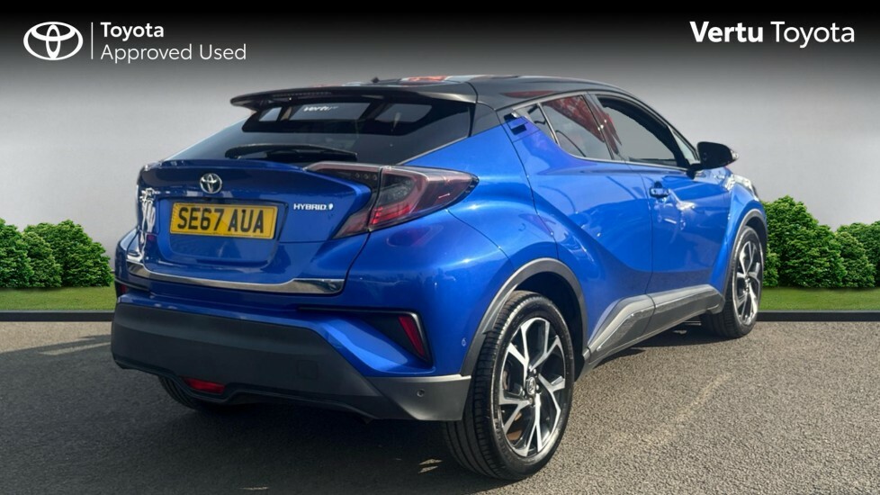 Toyota C-Hr Dynamic Blue #2
