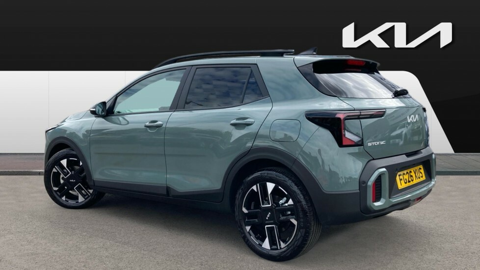 Kia Stonic Gt-line S Green #2