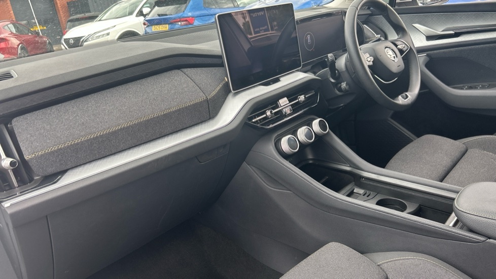 Skoda Kodiaq Se White #2