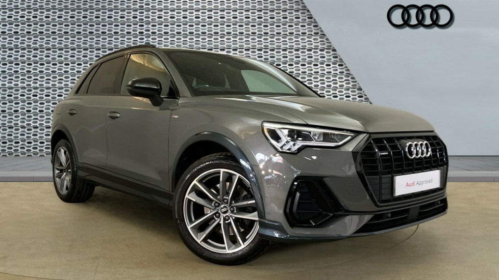 Audi Q3 Black Edition Grey
