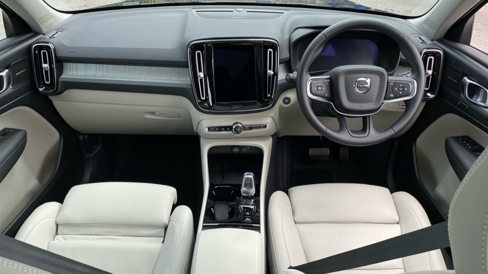 Volvo XC40 Ultra Black #5