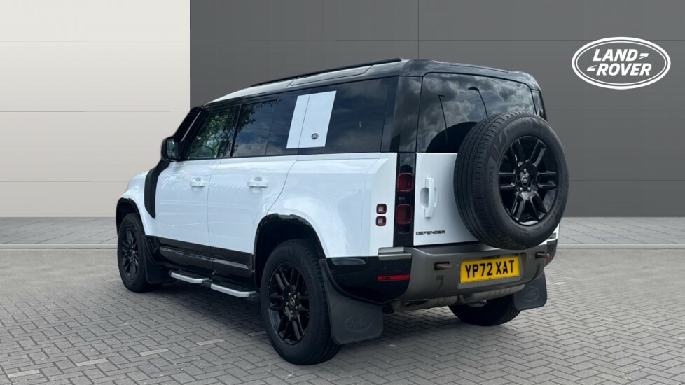 Land Rover Defender 110 X-dynamic S YP72XAT White #2