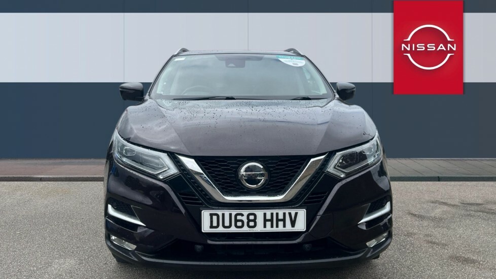 Nissan Qashqai Tekna Black #3