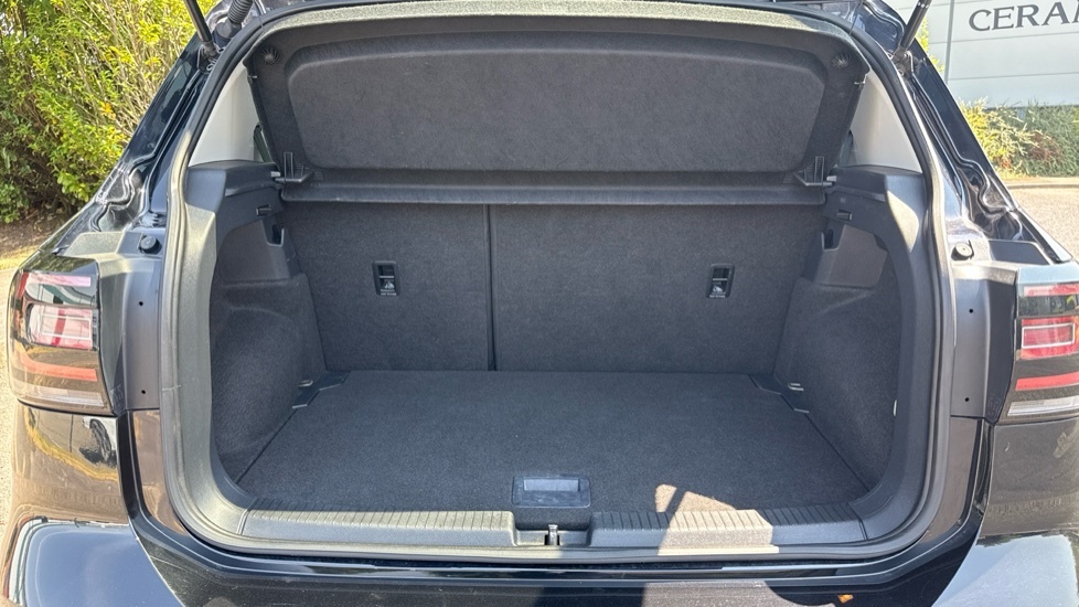 Volkswagen T-Cross Black Edition RF73KKN Black #4