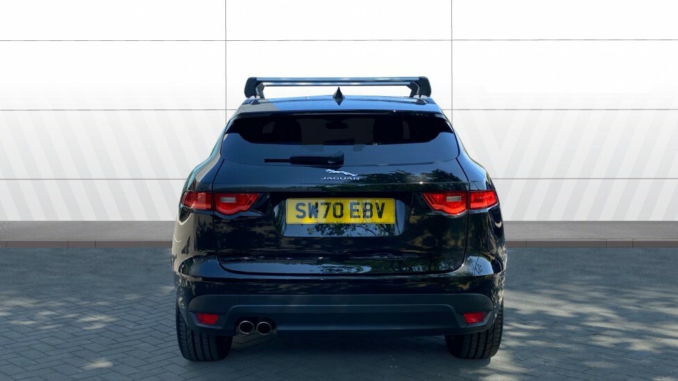 Jaguar F-Pace Chequered Flag Black #6