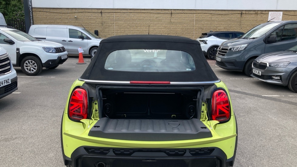 Mini Convertible Cooper Sport Yellow #4
