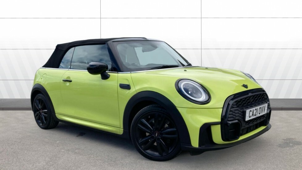 Mini Convertible Cooper Sport Yellow