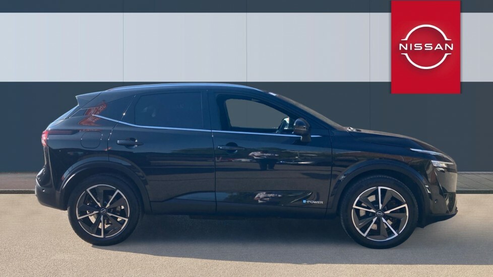 Nissan Qashqai Tekna Black #5