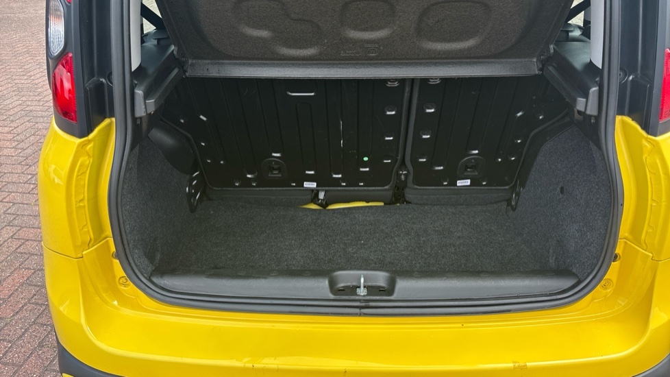 Fiat Panda City Cross Yellow #4
