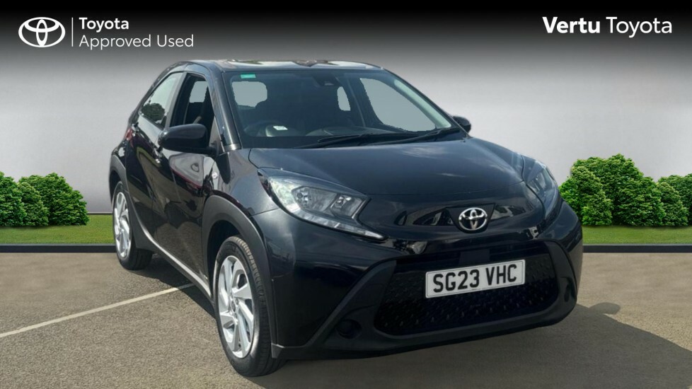 Toyota Aygo X Pure Black