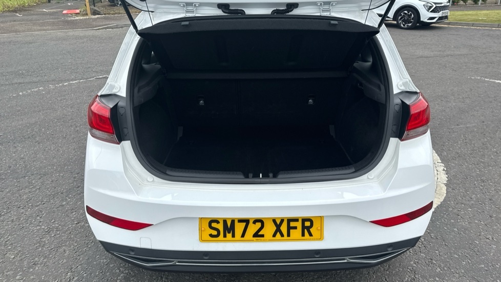 Hyundai I30 Se Connect White #4