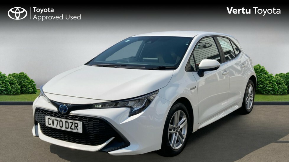 Toyota Corolla Icon White #3
