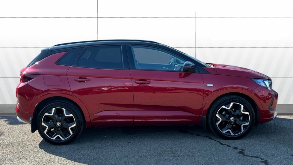 Vauxhall Grandland Ultimate Red #5