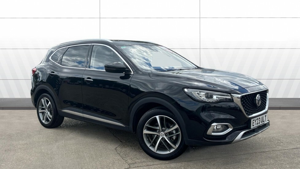 MG HS Exclusive Black