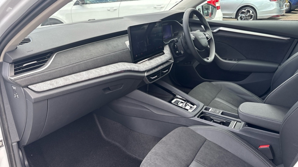 Skoda Octavia Se L White #2