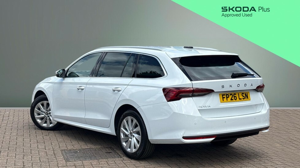Skoda Octavia Se L White #3
