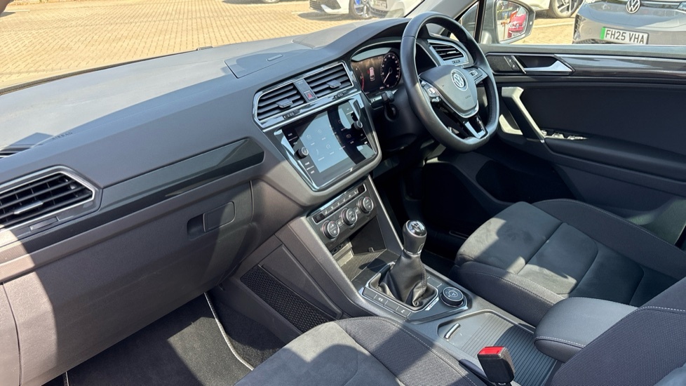 Volkswagen Tiguan Sel FD18XJA Grey #2