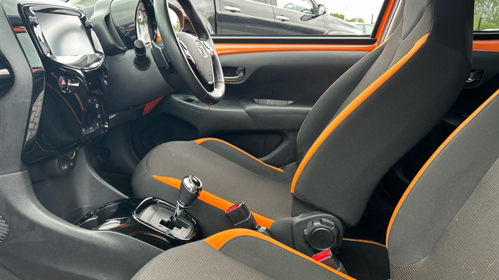 Toyota Aygo X X-cite 5 #5