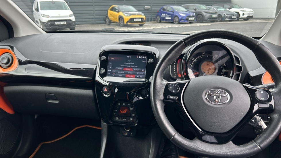 Toyota Aygo X X-cite 5 #6