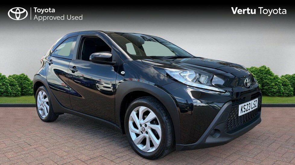 Toyota Aygo X Pure Black