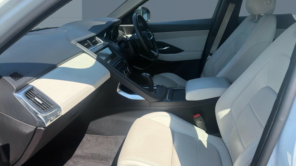Jaguar E-Pace R-dynamic Se FL19SZZ White #3
