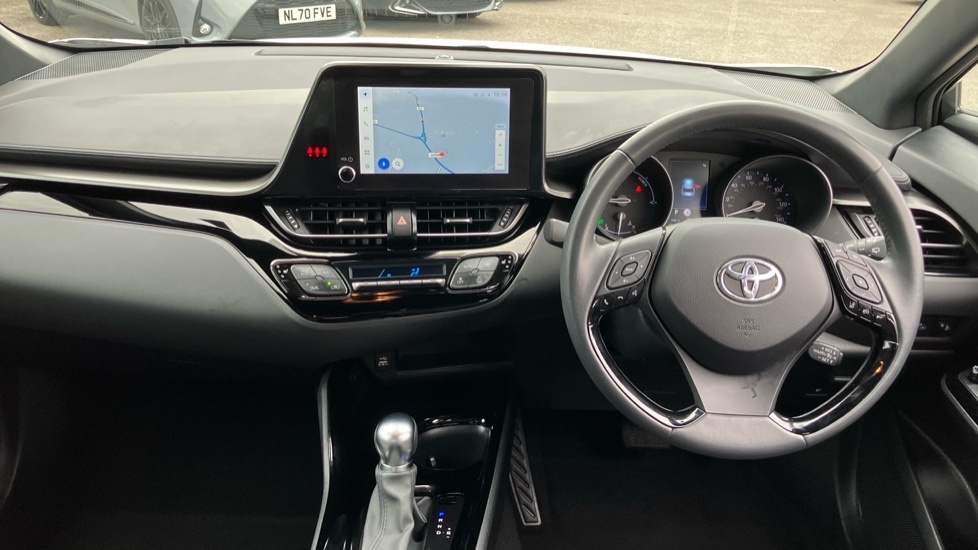 Toyota C-Hr Design White #6