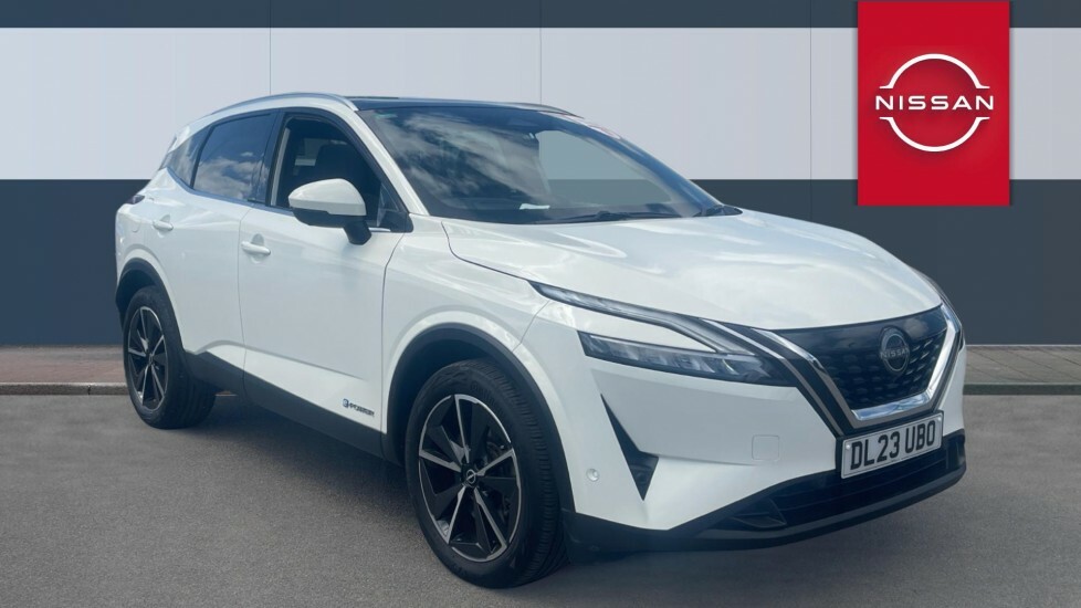Nissan Qashqai Tekna White