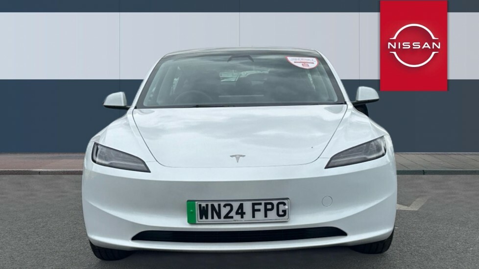 Tesla Model 3 Saloon WN24FPG White #3