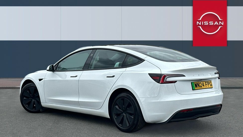 Tesla Model 3 Saloon WN24FPG White #2