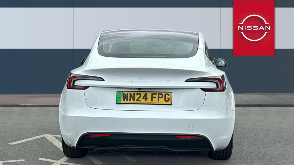 Tesla Model 3 Saloon WN24FPG White #6
