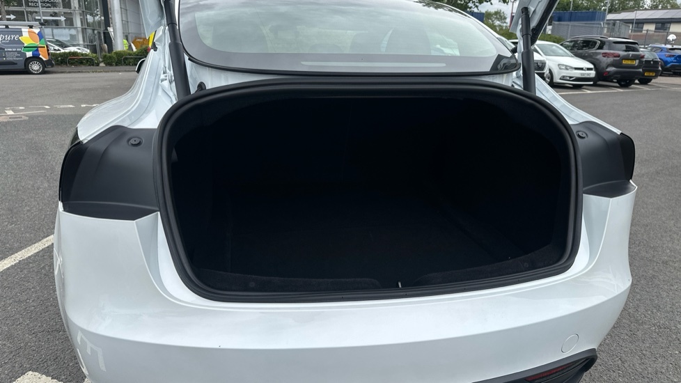 Tesla Model 3 Saloon WN24FPG White #4