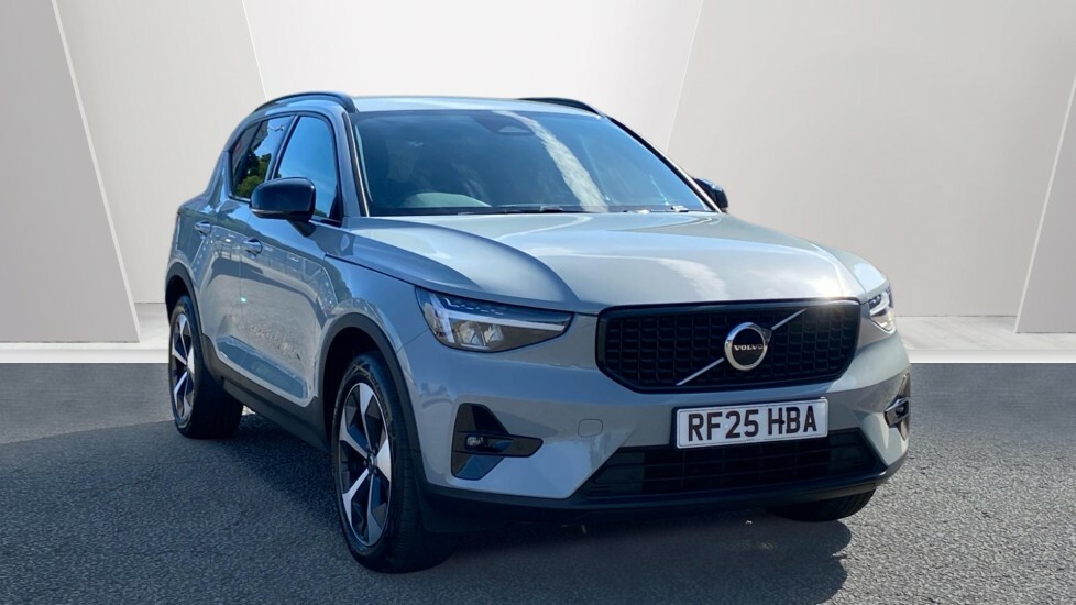 Volvo XC40 Plus RF25HBA Grey