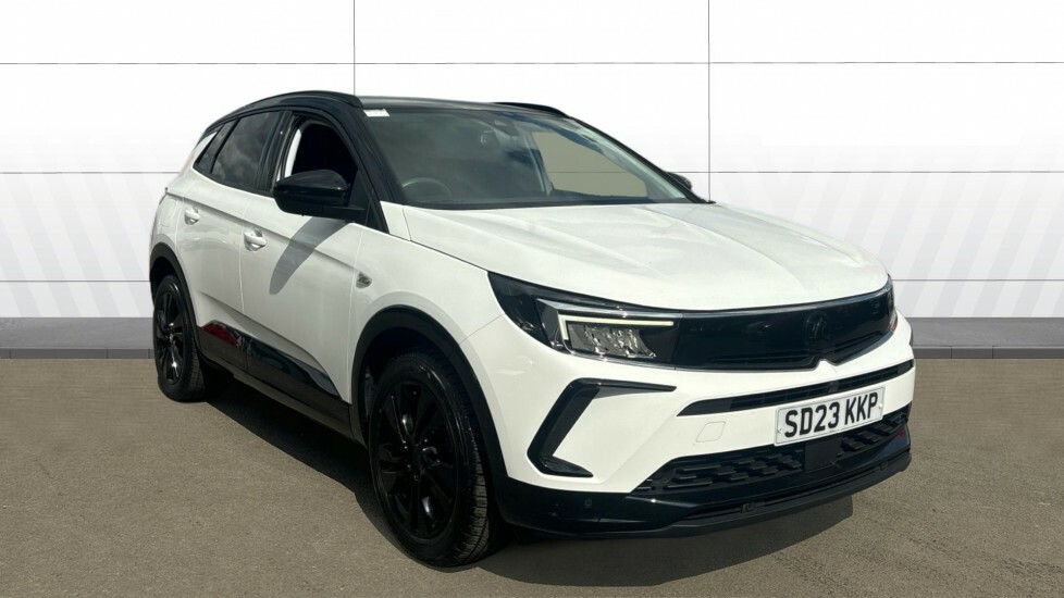 Vauxhall Grandland Gs White