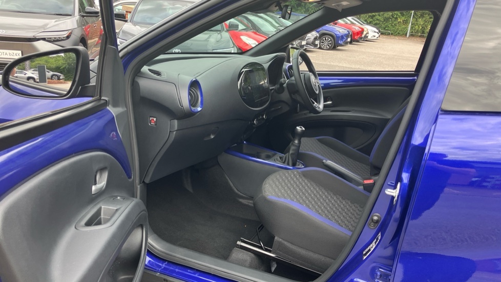 Toyota Aygo X Edge Blue #5