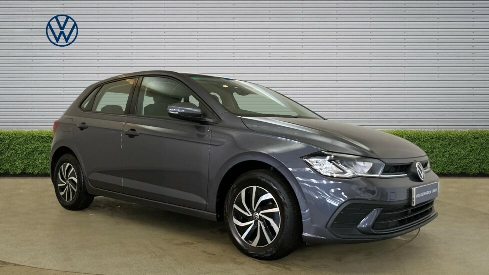Volkswagen Polo Life Grey