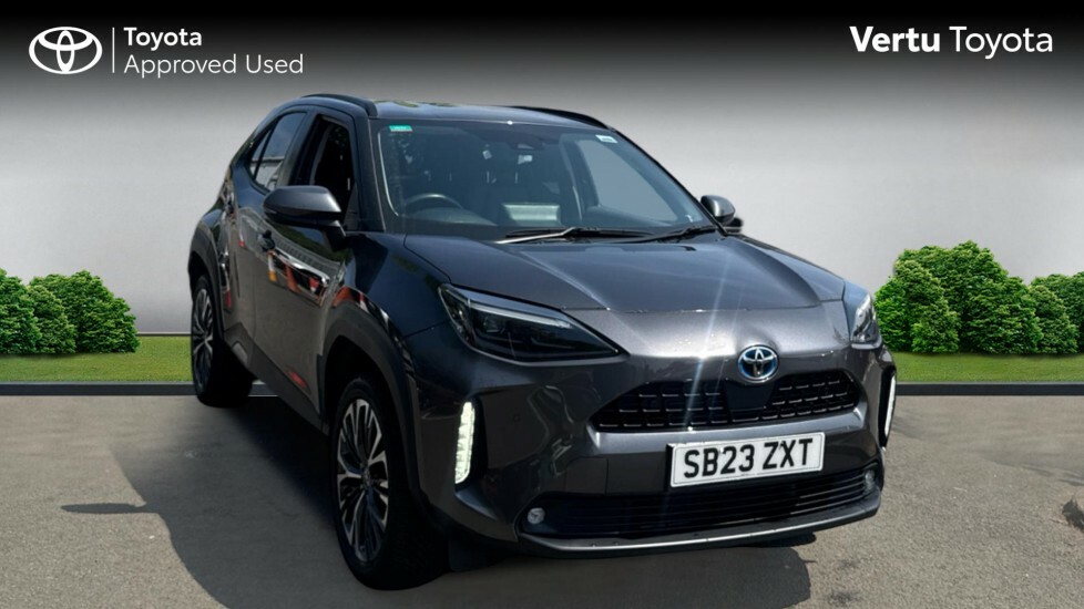 Toyota Yaris Cross Excel Grey