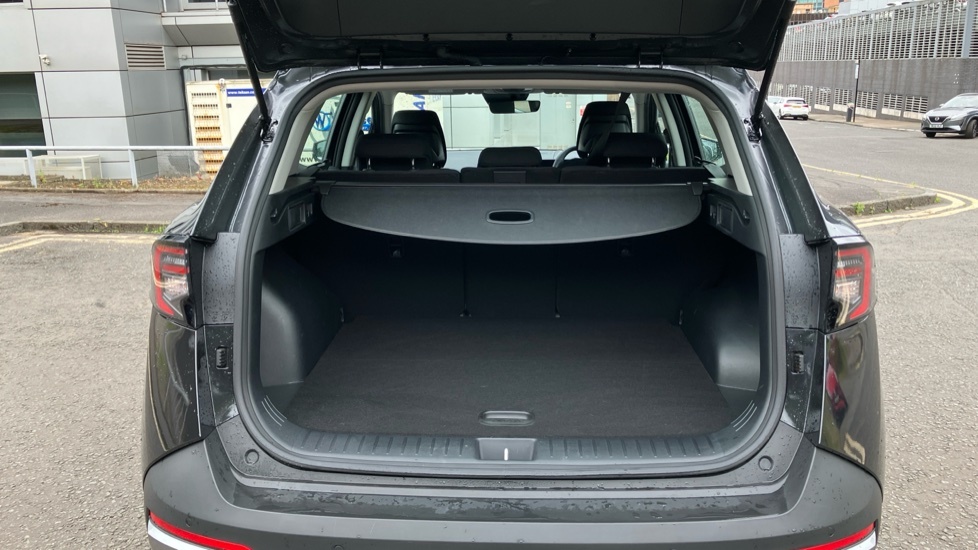 Kia Sportage Pure Black #4