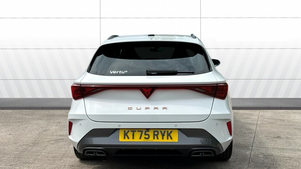Cupra Leon V3 White #6